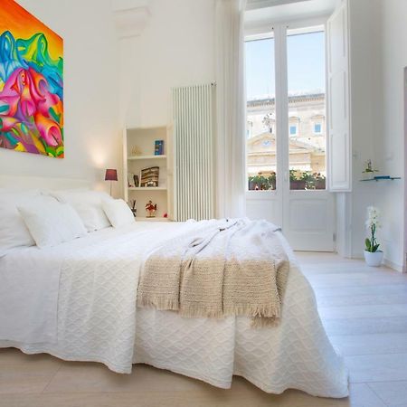 La Finestra Sul Convitto B&B Lecce Kültér fotó